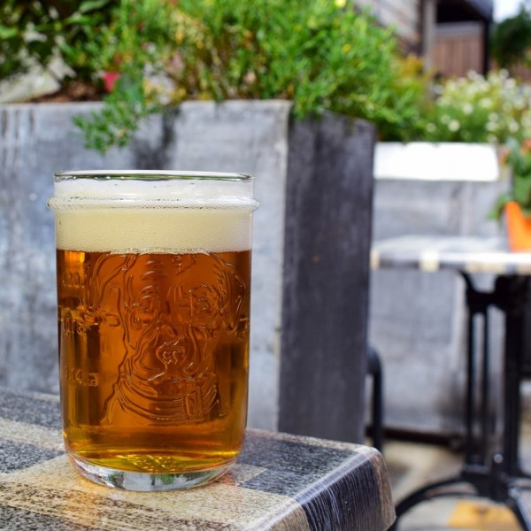 Hij is weer op tap; de Lagunitas IPA. De perfecte dorstlesser tijdens deze temperaturen. Cheers!<br />
<br />
#indelft #horecadelft #delft #kromstraat #horecasupport #helpdehoreca #shoplocal #supportyourlocals #instagood #lekker #genieten #drinken#beer #bier #jazzcaf